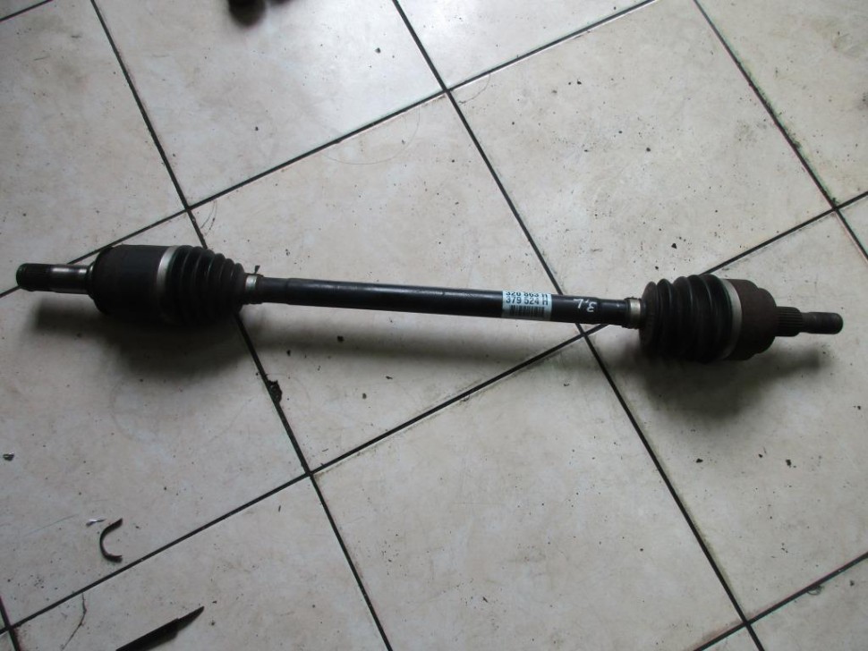 Привод задний MERCEDES-BENZ R-класс W251 (2005 - 2007) фото 1 — Разборка Мерседес