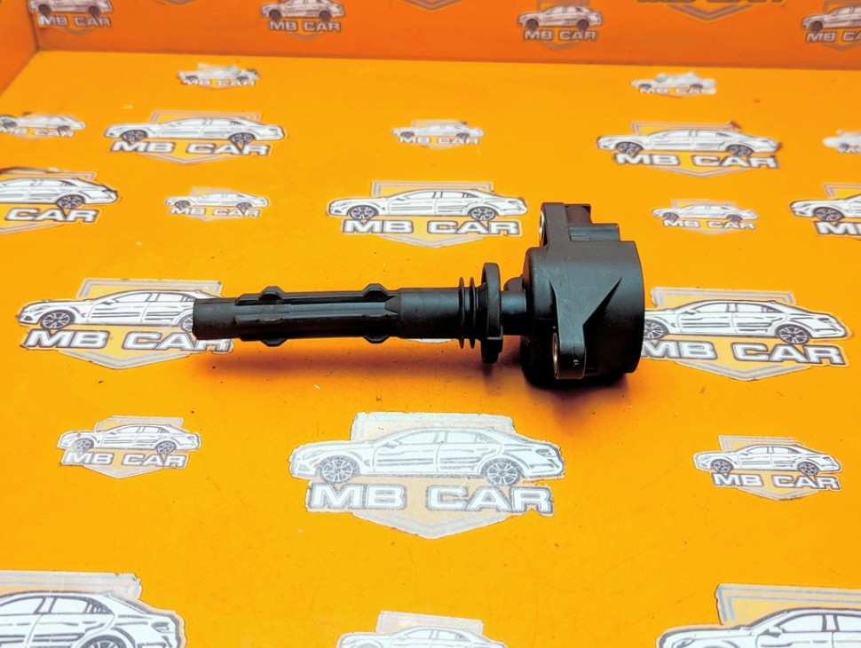 Катушка зажигания MERCEDES-BENZ C-класс W204/S204 (2006 - 2011) фото 1 &mdash; Разборка Мерседес
