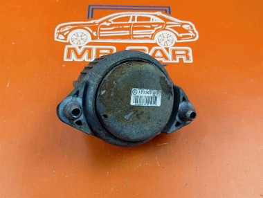 Опора двигателя MERCEDES-BENZ E-класс W212/S212/C207/A207 рестайлинг (2013 - 2016) — Разборка Мерседес