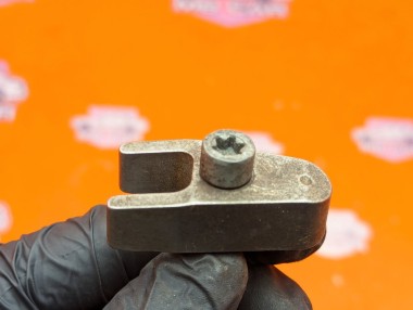 Кронштейн крепления форсунок MERCEDES-BENZ M-класс W166 (2011 - 2015) &mdash; Разборка Мерседес