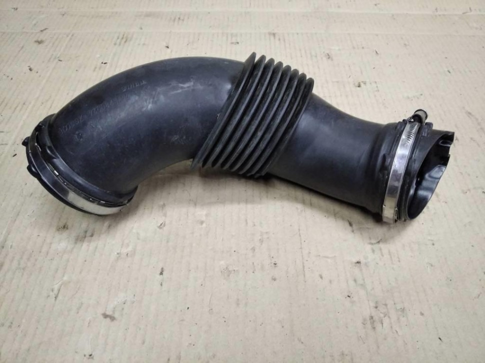 Патрубок воздушный MERCEDES-BENZ V-класс W447 (2014 - 2025) фото 1 — Разборка Мерседес