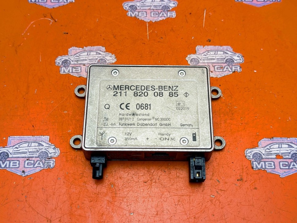 Усилитель антенны MERCEDES-BENZ E-класс W211/S211 (2002 - 2006) фото 1 — Разборка Мерседес