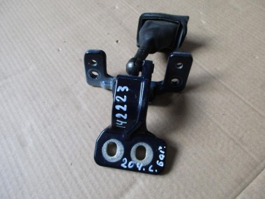 Петля крышки багажника MERCEDES-BENZ C-класс W204/S204 (2006 - 2011) — Разборка Мерседес
