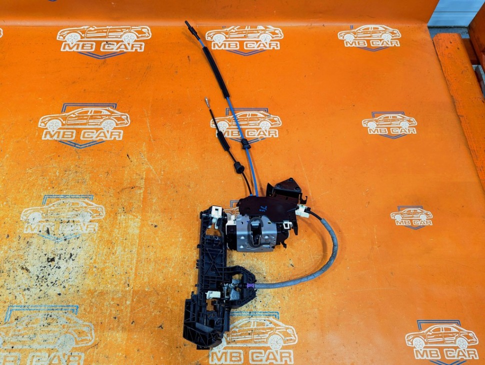 Замок двери задней левой MERCEDES-BENZ C-класс W204/S204 (2006 - 2011) фото 1 — Разборка Мерседес