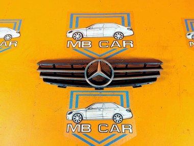 Решетка радиатора MERCEDES-BENZ CLK-класс C209/A209 (2002 - 2005) CLK 270 CDI 2.7 AT (170 л.с.) &mdash; Разборка Мерседес
