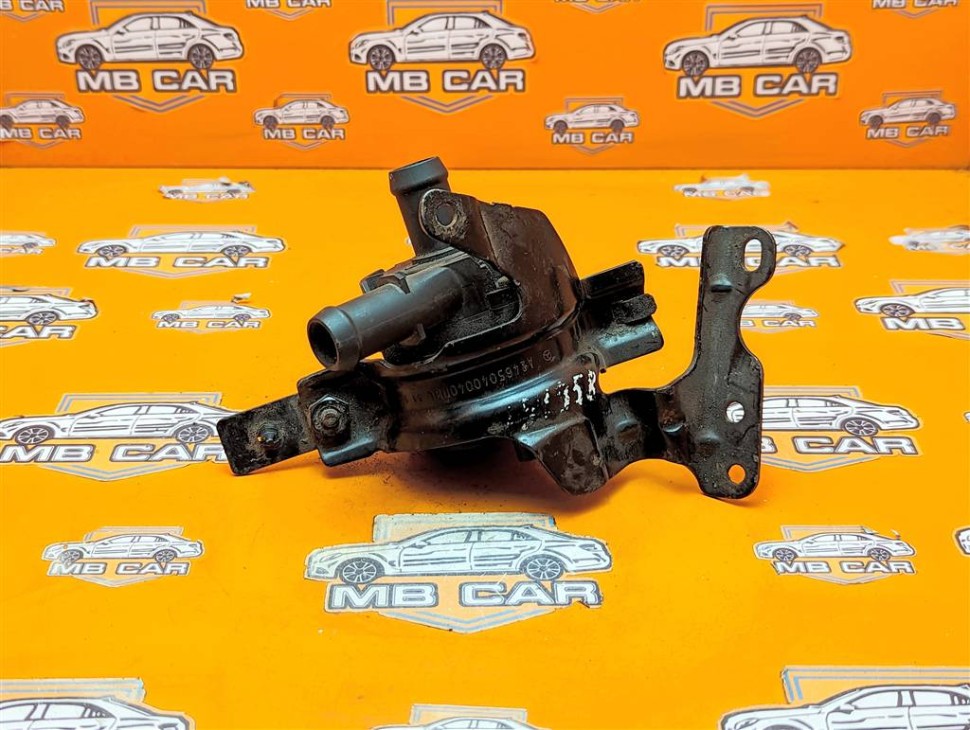 Насос циркуляционный MERCEDES-BENZ A-класс W176 (2012 - 2015) фото 1 — Разборка Мерседес