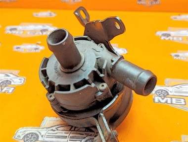 Насос циркуляционный MERCEDES-BENZ A-класс W176 (2012 - 2015) — Разборка Мерседес