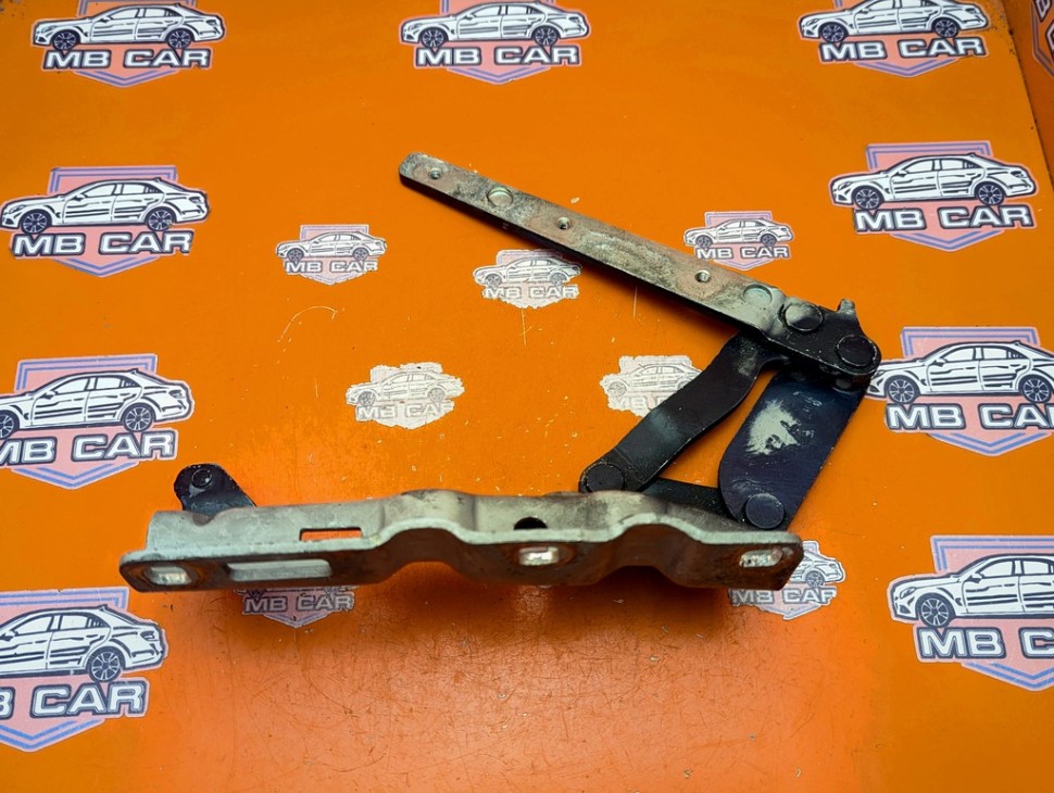 Петля капота MERCEDES-BENZ C-класс W203/S203/CL203 (2000 - 2004) фото 1 — Разборка Мерседес