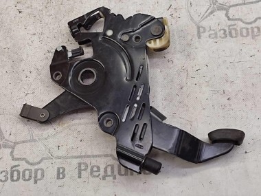 Педаль ручника MERCEDES-BENZ V-класс W447 рестайлинг (2019 - 2025) — Разборка Мерседес