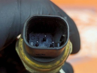 Шланг топливный MERCEDES-BENZ E-класс W212/S212/C207/A207 (2009 - 2013) — Разборка Мерседес