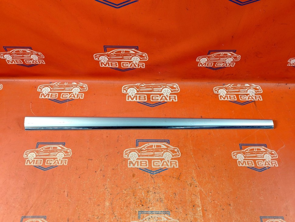 Молдинг двери MERCEDES-BENZ S-класс W220 (1998 - 2005) фото 1 — Разборка Мерседес