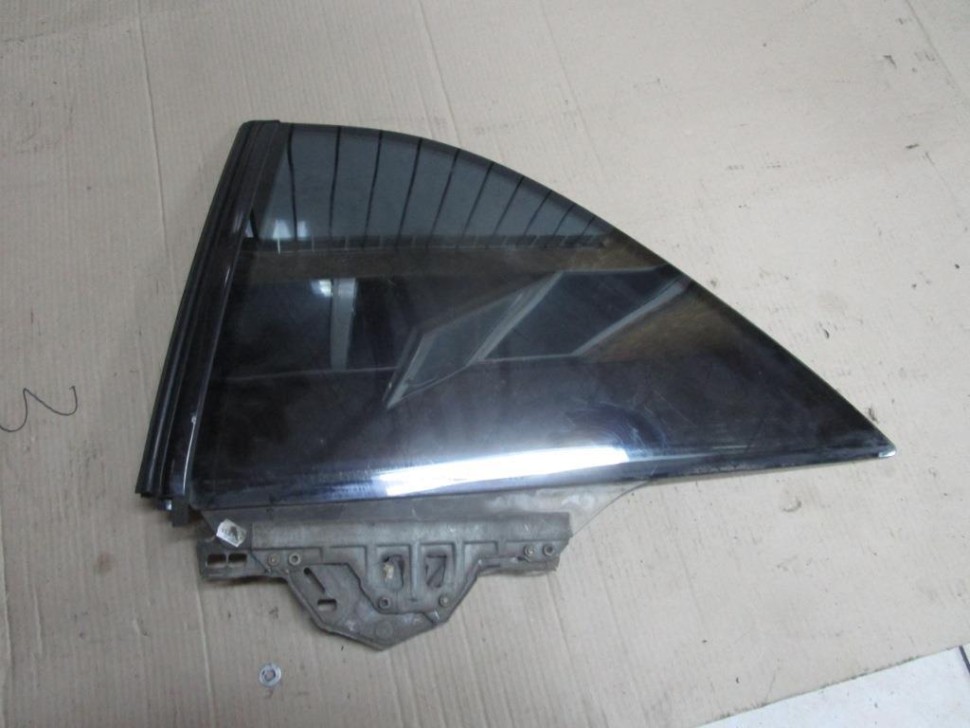 Стекло заднее левое MERCEDES-BENZ S-класс W140 (1991 - 1998) фото 1 &mdash; Разборка Мерседес