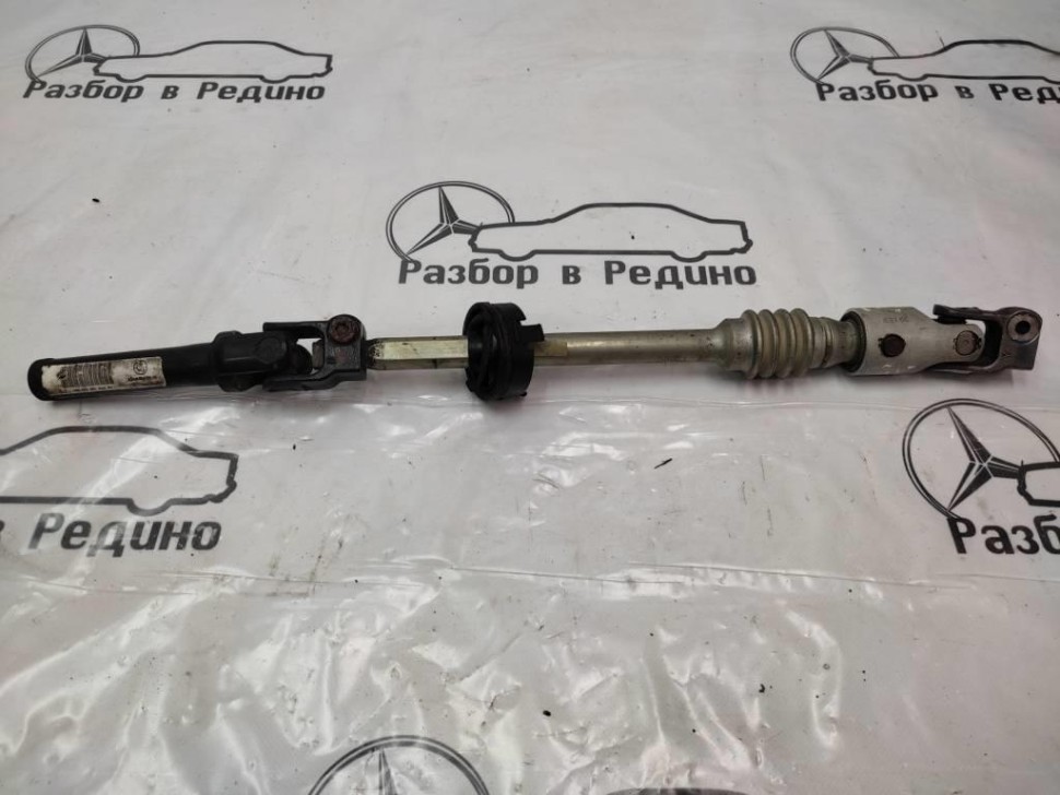 Кардан рулевого вала MERCEDES-BENZ R-класс W251 (2005 - 2007) фото 1 — Разборка Мерседес