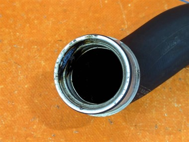 Патрубок интеркулера MERCEDES-BENZ SLK-класс R171 (2004 - 2008) — Разборка Мерседес