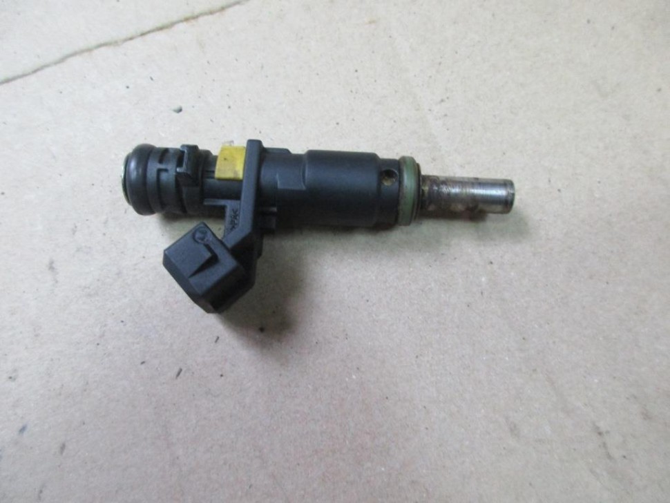 Форсунка БЕНЗИН MERCEDES-BENZ C-класс W204/S204 (2006 - 2011) фото 1 — Разборка Мерседес