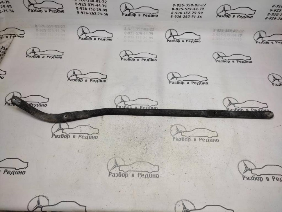 Кронштейн крепления запаски MERCEDES-BENZ R-класс W251 (2005 - 2007) фото 1 &mdash; Разборка Мерседес