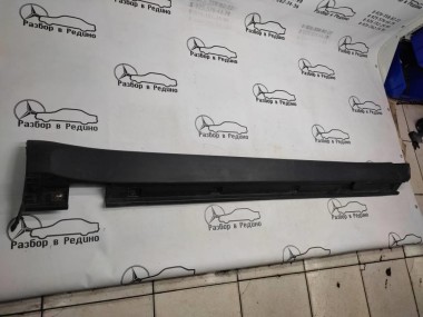 Порог пластиковый правый MERCEDES-BENZ M-класс W164 (2005 - 2008) — Разборка Мерседес