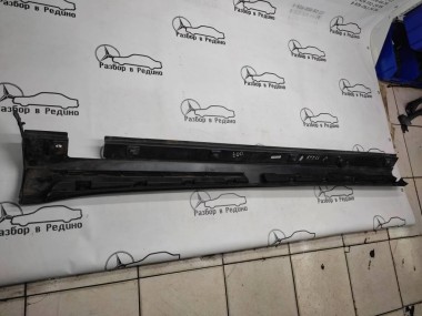 Порог пластиковый правый MERCEDES-BENZ M-класс W164 (2005 - 2008) — Разборка Мерседес