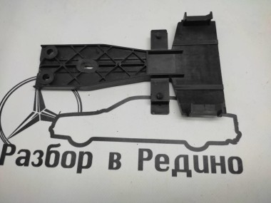Кронштейн крепления ЭБУ MERCEDES-BENZ S-класс W220 рестайлинг (2002 - 2005) — Разборка Мерседес