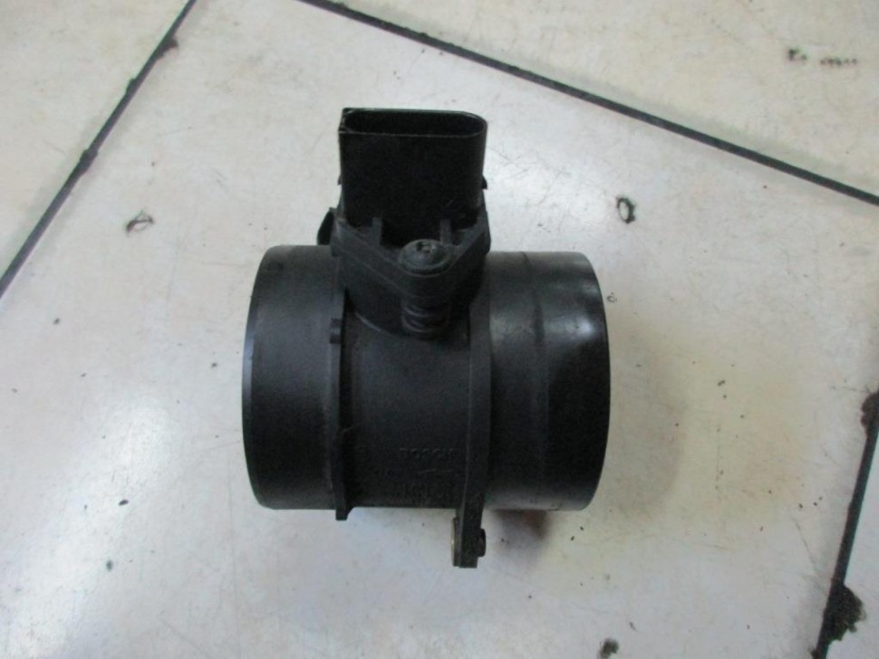 Расходомер MERCEDES-BENZ C-класс W203/S203/CL203 (2000 - 2004) фото 1 — Разборка Мерседес