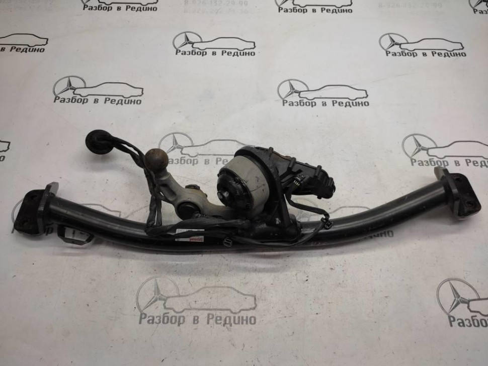 Фаркоп MERCEDES-BENZ C-класс W205/S205/C205/A205 (2014 - 2018) фото 1 — Разборка Мерседес
