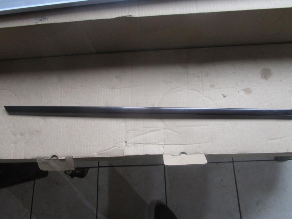 Хром заднего стекла MERCEDES-BENZ E-класс W211/S211 рестайлинг (2006 - 2009) фото 1 — Разборка Мерседес