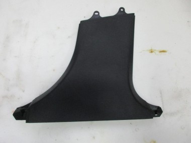 Накладка средней стойки MERCEDES-BENZ C-класс W205/S205/C205/A205 (2014 - 2018) — Разборка Мерседес