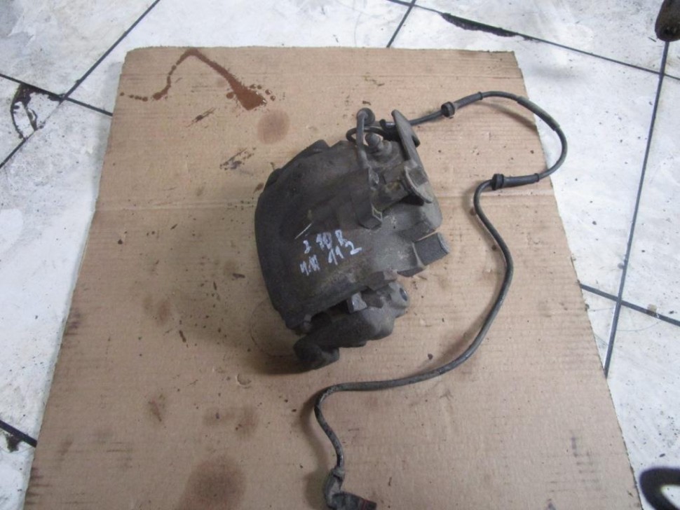 Суппорт передний правый MERCEDES-BENZ E-класс W210/S210 рестайлинг (1999 - 2003) фото 1 — Разборка Мерседес