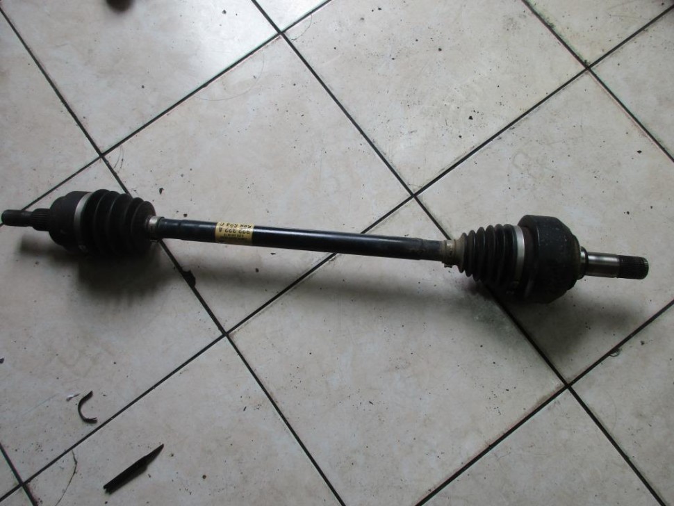 Привод задний MERCEDES-BENZ R-класс W251 (2005 - 2007) фото 1 — Разборка Мерседес