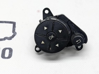 Кнопка на руле MERCEDES-BENZ S-класс W221 (2005 - 2009) — Разборка Мерседес