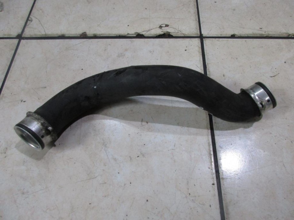 Патрубок радиатора MERCEDES-BENZ E-класс W212/S212/C207/A207 (2009 - 2013) фото 1 — Разборка Мерседес