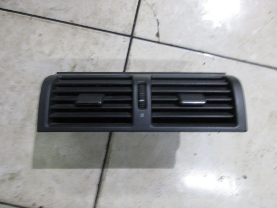 Воздуховод центральный MERCEDES-BENZ E-класс W210/S210 (1995 - 1999) фото 1 — Разборка Мерседес