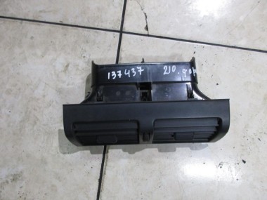 Воздуховод центральный MERCEDES-BENZ E-класс W210/S210 (1995 - 1999) — Разборка Мерседес