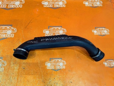 Патрубок впускного коллектора MERCEDES-BENZ C-класс W202/S202 (1993 - 1997) — Разборка Мерседес