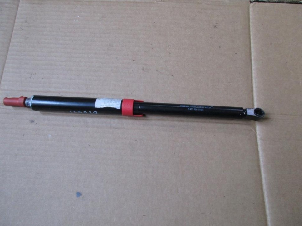 Амортизатор крышки багажника MERCEDES-BENZ E-класс W211/S211 рестайлинг (2006 - 2009) фото 1 — Разборка Мерседес