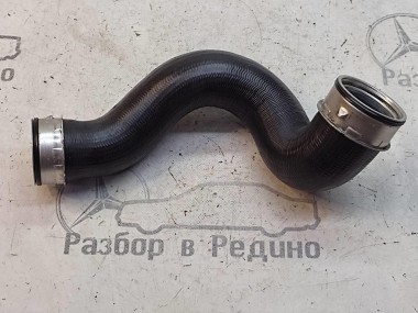 Патрубок интеркулера MERCEDES-BENZ C-класс W203/S203/CL203 (2000 - 2004) — Разборка Мерседес