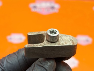 Кронштейн крепления форсунок MERCEDES-BENZ M-класс W166 (2011 - 2015) &mdash; Разборка Мерседес