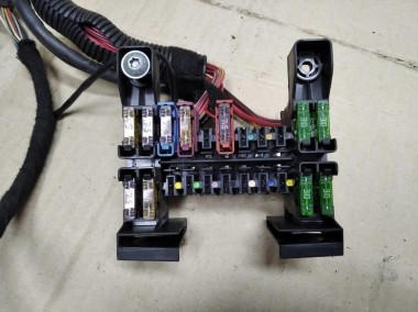 Блок предохранителей MERCEDES-BENZ E-класс W211/S211 (2002 - 2006) — Разборка Мерседес