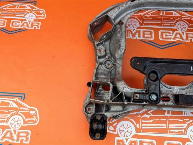 Подрамник передний MERCEDES-BENZ S-класс W220 (1998 - 2005) — Разборка Мерседес