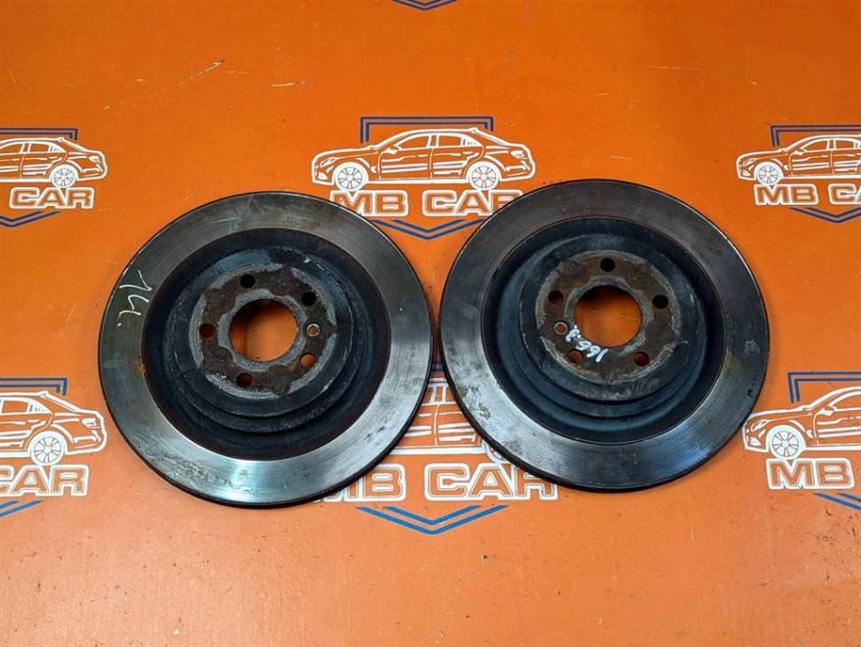 Диски тормозные зад MERCEDES-BENZ GL-класс X166 (2012 - 2016) фото 1 — Разборка Мерседес