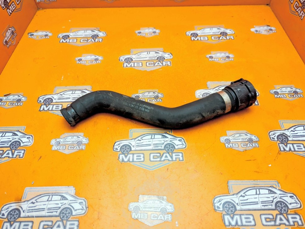 Патрубок ОЖ MERCEDES-BENZ V-класс W639 (2003 - 2014) фото 1 — Разборка Мерседес