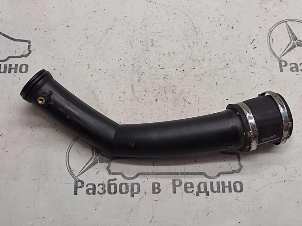 Патрубок турбины MERCEDES-BENZ C-класс W205/S205/C205/A205 (2014 - 2018) фото 1 — Разборка Мерседес