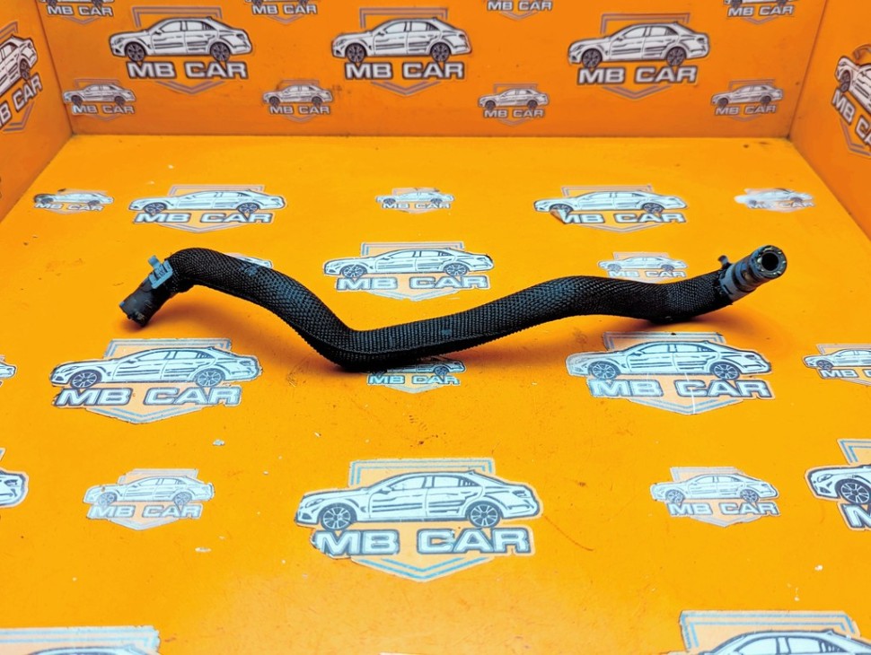 Шланг вентиляции MERCEDES-BENZ GLE-класс W166 (2015 - 2018) фото 1 — Разборка Мерседес