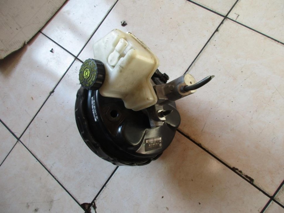 Вакуумный усилитель тормозов MERCEDES-BENZ CLS-класс C218/X218 (2010 - 2014) фото 1 — Разборка Мерседес