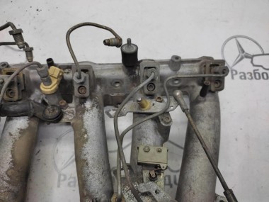 Коллектор впускной MERCEDES-BENZ W124 W124/S124/C124/A124 (1984 - 1993) — Разборка Мерседес