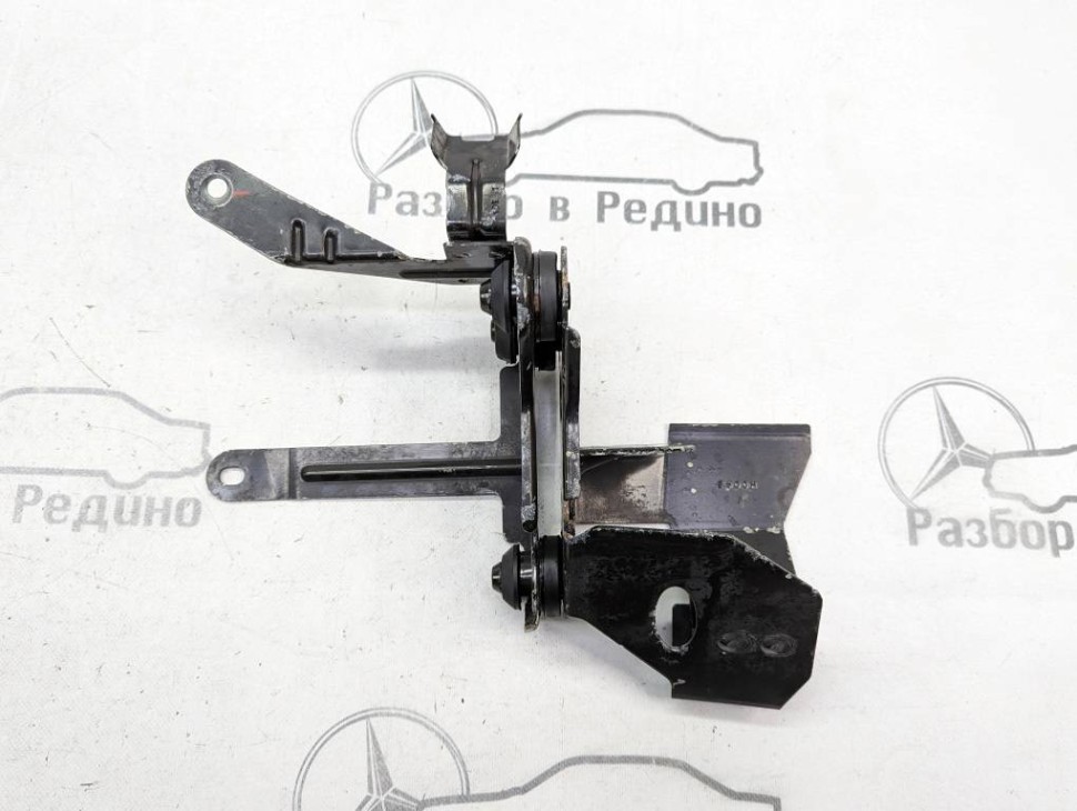 Кронштейн блока ABS MERCEDES-BENZ M-класс W164 (2005 - 2008) фото 1 — Разборка Мерседес