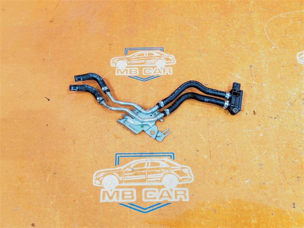 Трубка топливная MERCEDES-BENZ CLA-класс C118/X118 (2019 - 2023) фото 1 — Разборка Мерседес