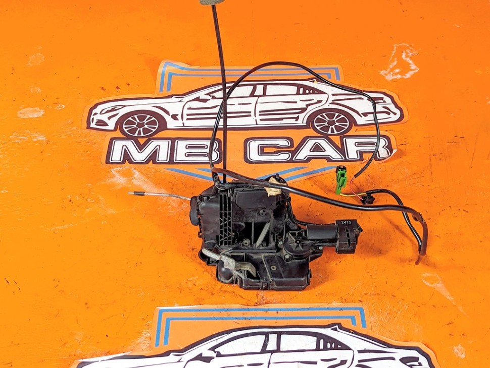 Замок двери передней правой MERCEDES-BENZ E-класс AMG W211/S211 (2002 - 2006) E 55 AMG 5.4 AT (474 л.с.) фото 1 &mdash; Разборка Мерседес
