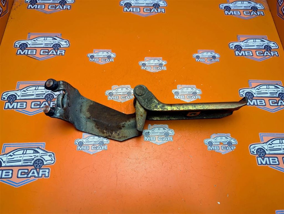 Ролик сдвижной двери MERCEDES-BENZ Vito W638 (1996 - 2003) фото 1 — Разборка Мерседес