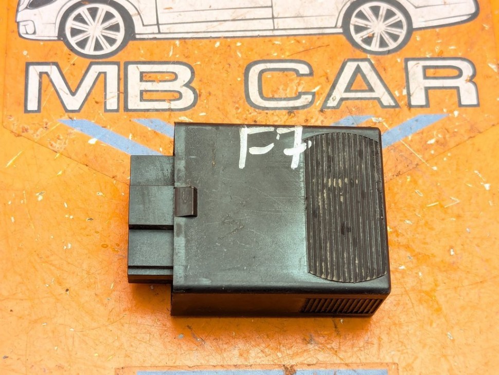 Реле обогрева стекла MERCEDES-BENZ V-класс W638/W639 (1996 - 2003) V 220 2.1 D AT (122 л.с.) фото 1 &mdash; Разборка Мерседес